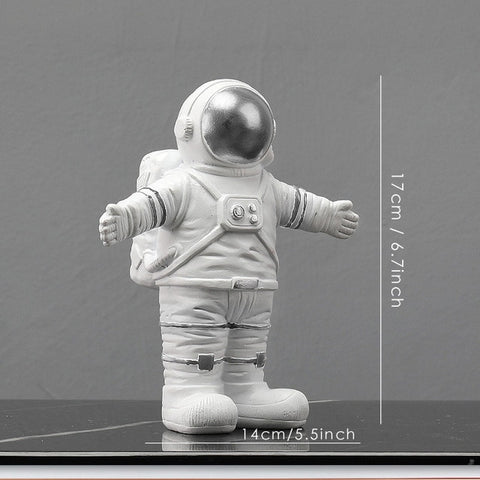 Resin Astronaut Figurines Fashion Spaceman With Moon Sculpture Decorative Miniatures Cosmonaut Statues Gift For Man & Boyfriend